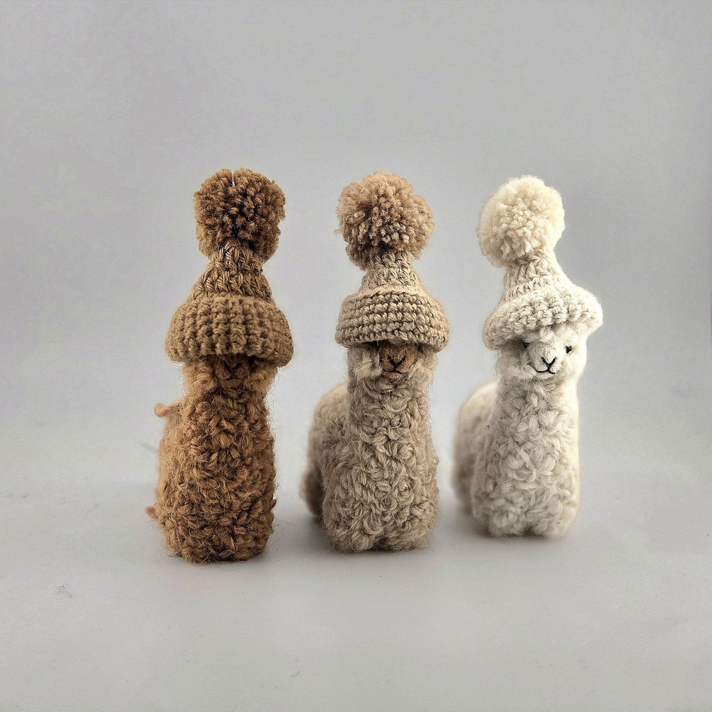 Pom-Pom Hat for Alpacadorable Ornament